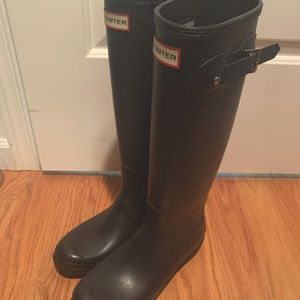 Hunter navy blue tall boots